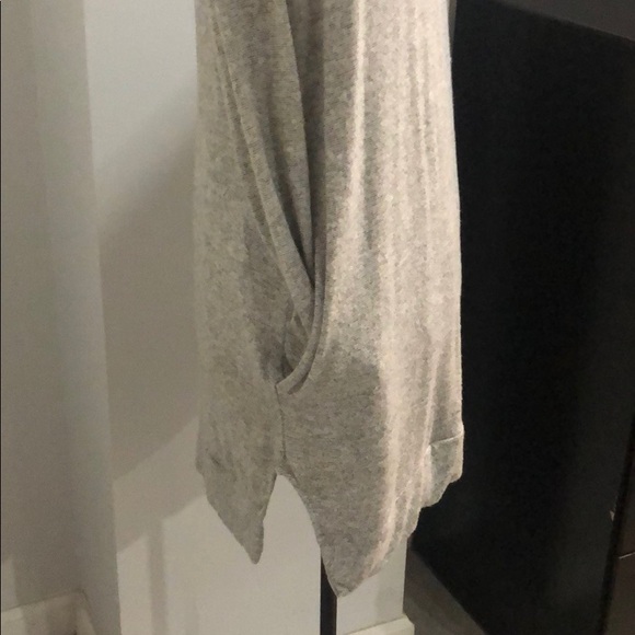 Top - Picture 4 of 4